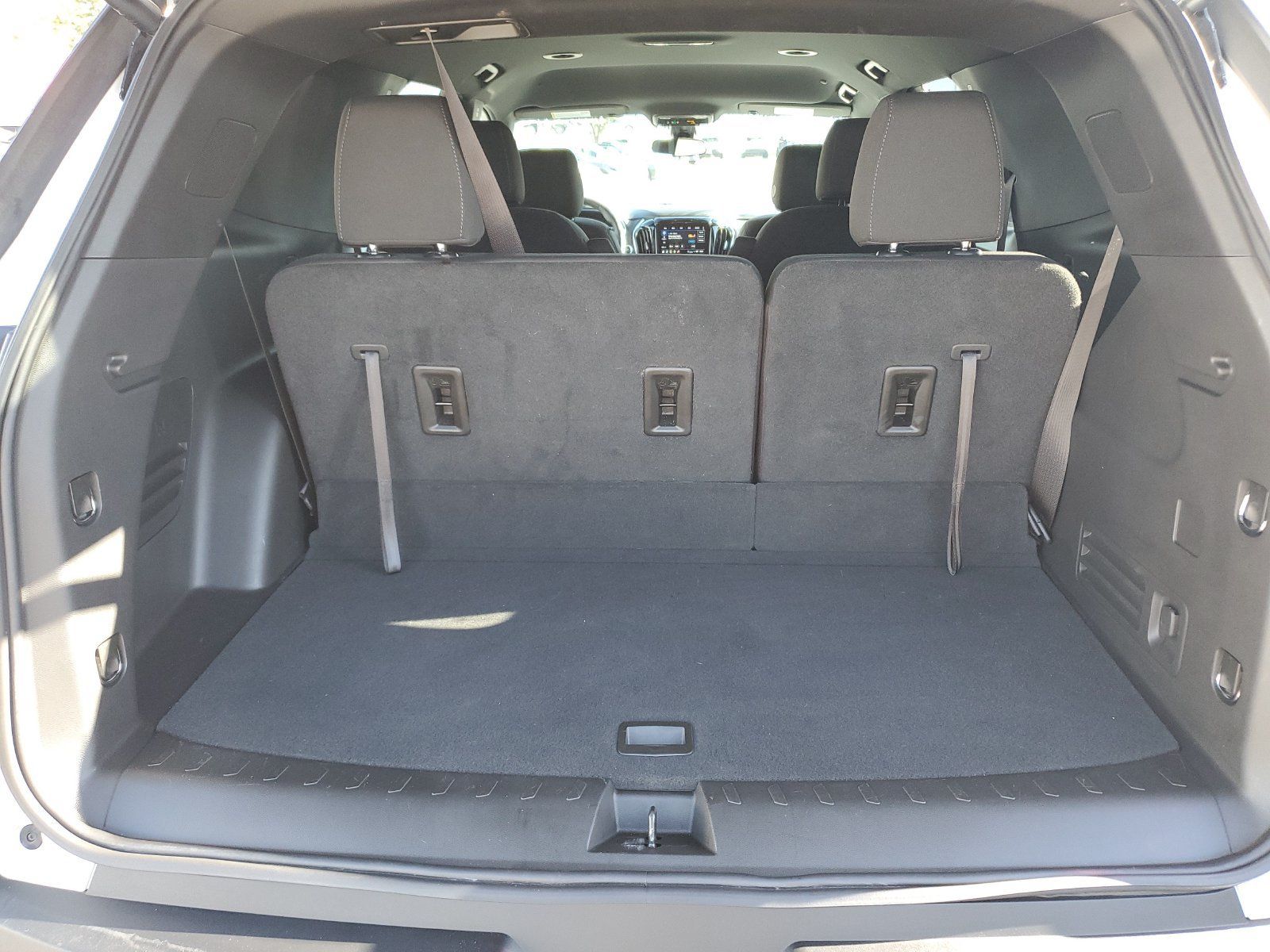 Used 2024 Chevrolet Traverse LT AWD/4WD image 9