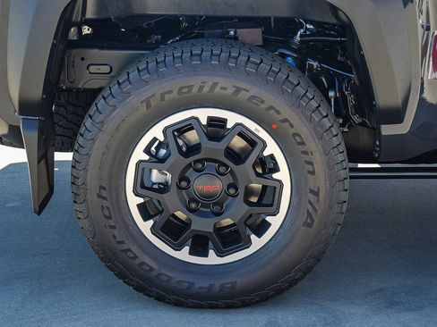 New 2026 Toyota Tacoma TRD Off-Road AWD/4WD image 12