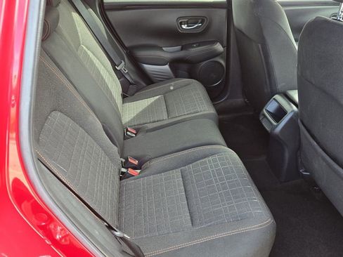 Certified 2025 Honda HR-V Sport image 15
