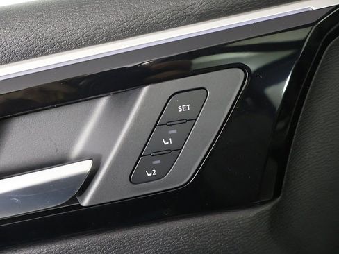 New 2025 Mitsubishi Outlander SEL image 41