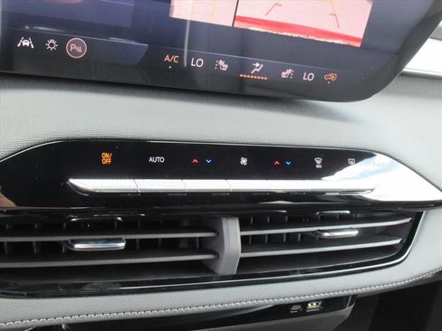 New 2026 Buick Enclave Sport Touring w/ Power Package image 23