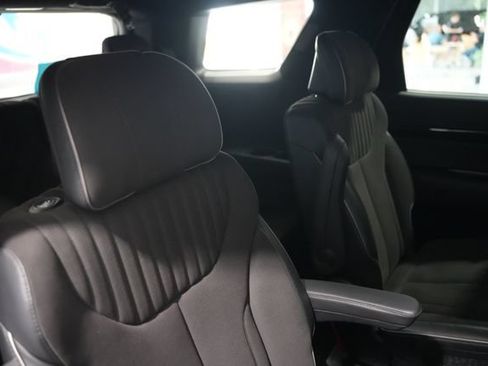 Used 2025 Hyundai Palisade Calligraphy AWD/4WD image 22