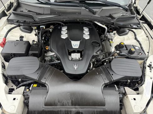 Used 2017 Maserati Ghibli image 48