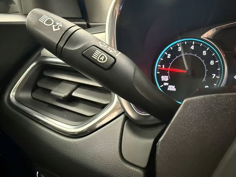 Used 2022 Chevrolet Equinox LT AWD/4WD image 15
