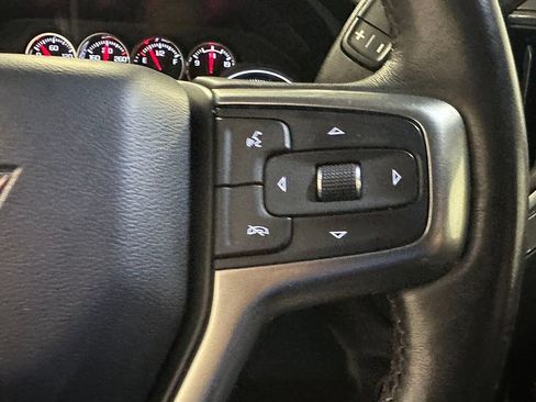 Used 2022 Chevrolet Silverado 1500 RST AWD/4WD image 33