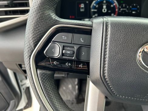 Used 2023 Toyota Tundra Limited image 21