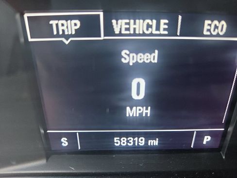 Used 2021 Chevrolet Malibu LT FWD image 12