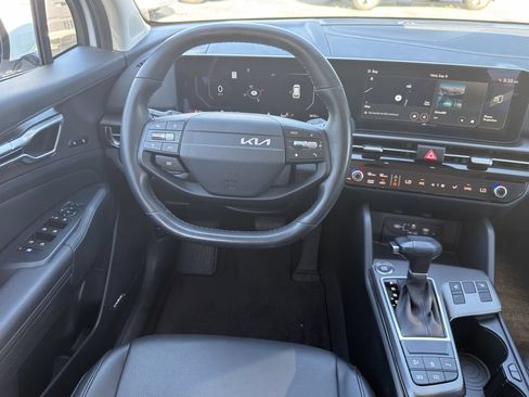 Certified 2026 Kia Sportage SX FWD image 15