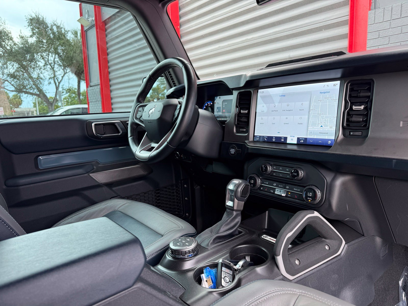 Used 2021 Ford Bronco First Edition AWD/4WD image 23