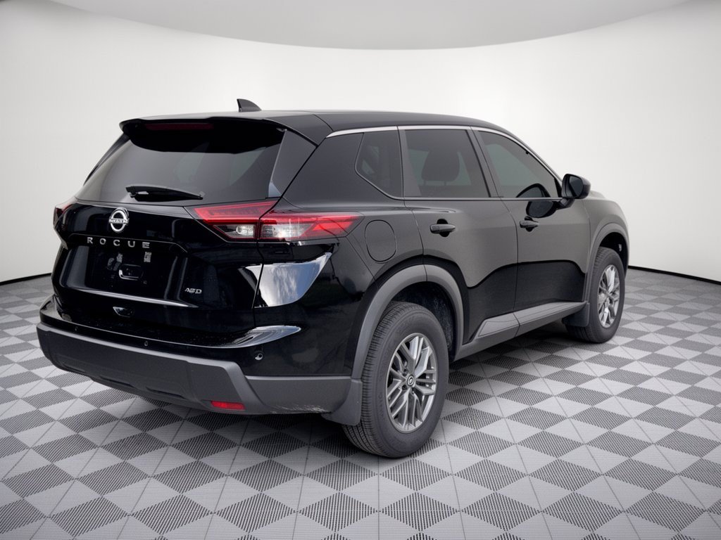 Used 2026 Nissan Rogue S AWD/4WD image 9
