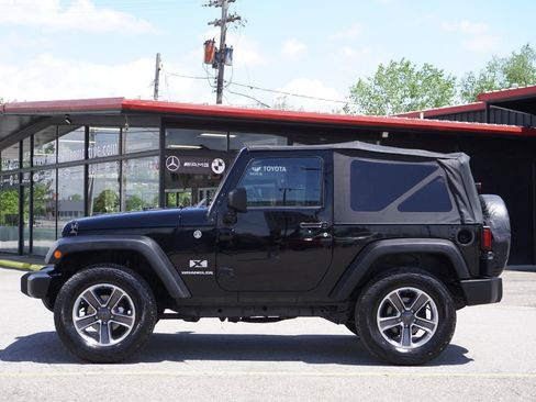 Used 2008 Jeep Wrangler X AWD/4WD image 4