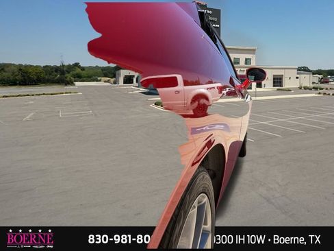 Used 2022 Dodge Challenger GT RWD image 8