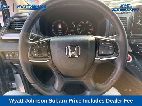 Used 2025 Honda Odyssey EX-L image 23