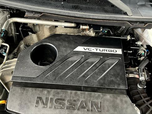 Certified 2022 Nissan Rogue SV AWD/4WD image 32