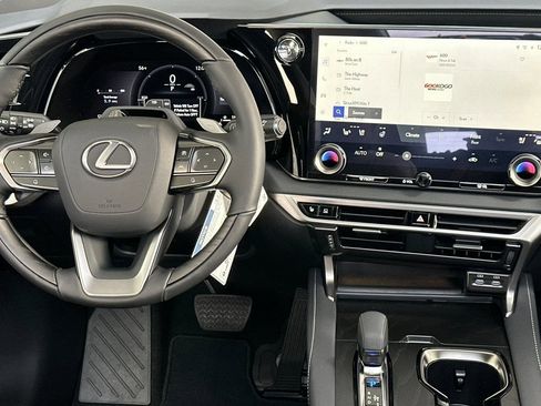 New 2026 Lexus RX 450h AWD image 25