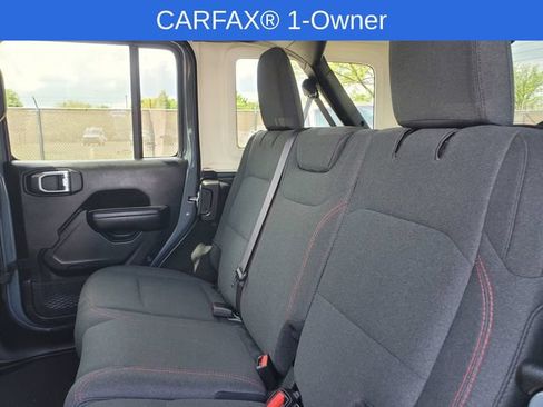 Used 2024 Jeep Wrangler Unlimited Rubicon AWD/4WD image 31
