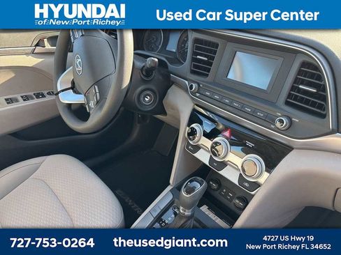 Used 2019 Hyundai Elantra SE image 7