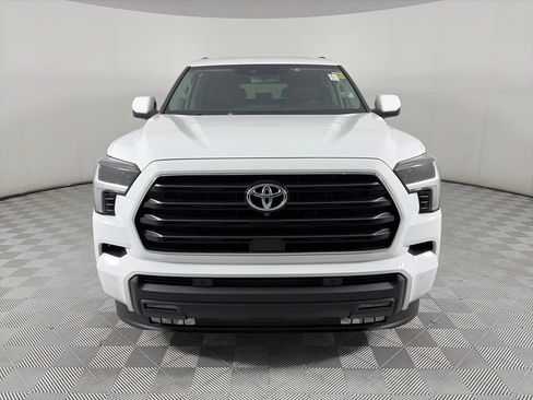 Used 2024 Toyota Sequoia TRD Pro AWD/4WD image 2