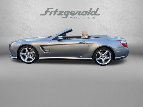 Used 2013 Mercedes-Benz SL 550 image 3