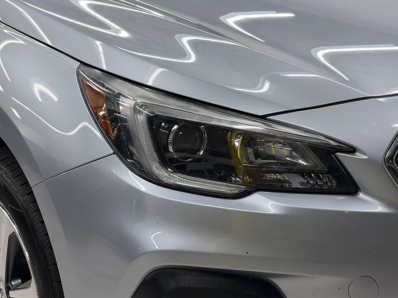 Used 2019 Subaru Outback 2.5i Limited AWD/4WD image 6