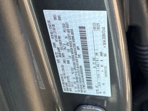 Used 2022 Ford Escape SE w/ SE Sport Appearance Package FWD image 33