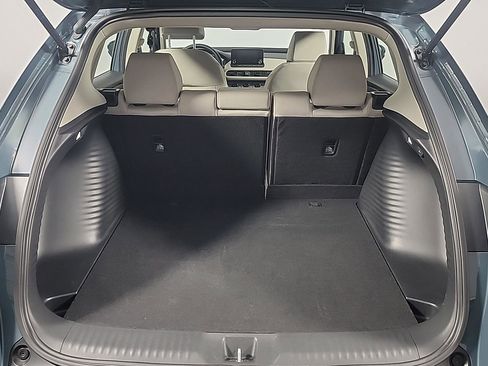 Certified 2024 Honda HR-V LX image 9