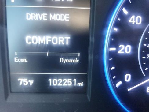 Used 2021 Hyundai Palisade SE AWD/4WD image 14