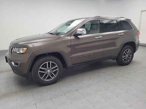 Used 2018 Jeep Grand Cherokee Limited AWD/4WD image 2