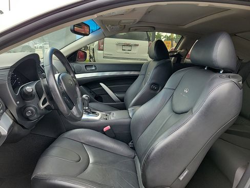 Used 2014 INFINITI Q60 Journey w/ Premium Package image 10