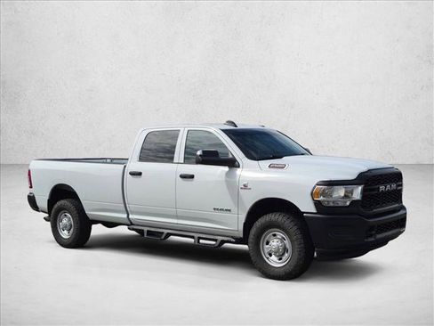 Used 2019 RAM 2500 Tradesman AWD/4WD image 3