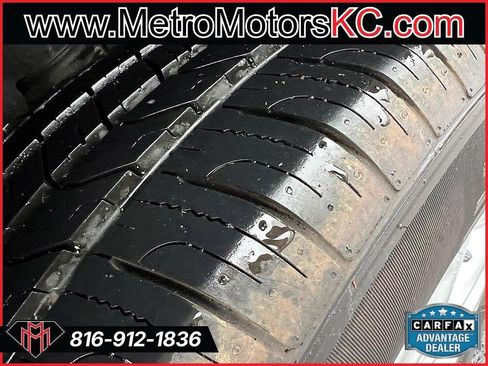 Used 2021 Chevrolet Equinox LT image 12