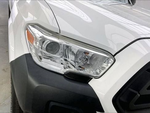 Used 2020 Toyota Tacoma SR image 25