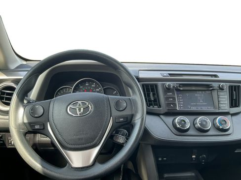 Used 2016 Toyota RAV4 LE AWD/4WD image 10