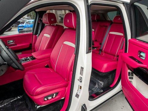 Used 2025 Rolls-Royce Cullinan image 58