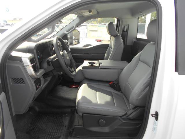 New 2024 Ford F550 4x4 Regular Cab Super Duty image 51
