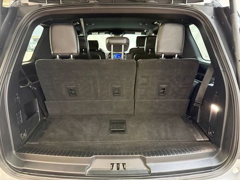 Used 2020 Ford Expedition XLT w/ Equipment Group 202A RWD image 20