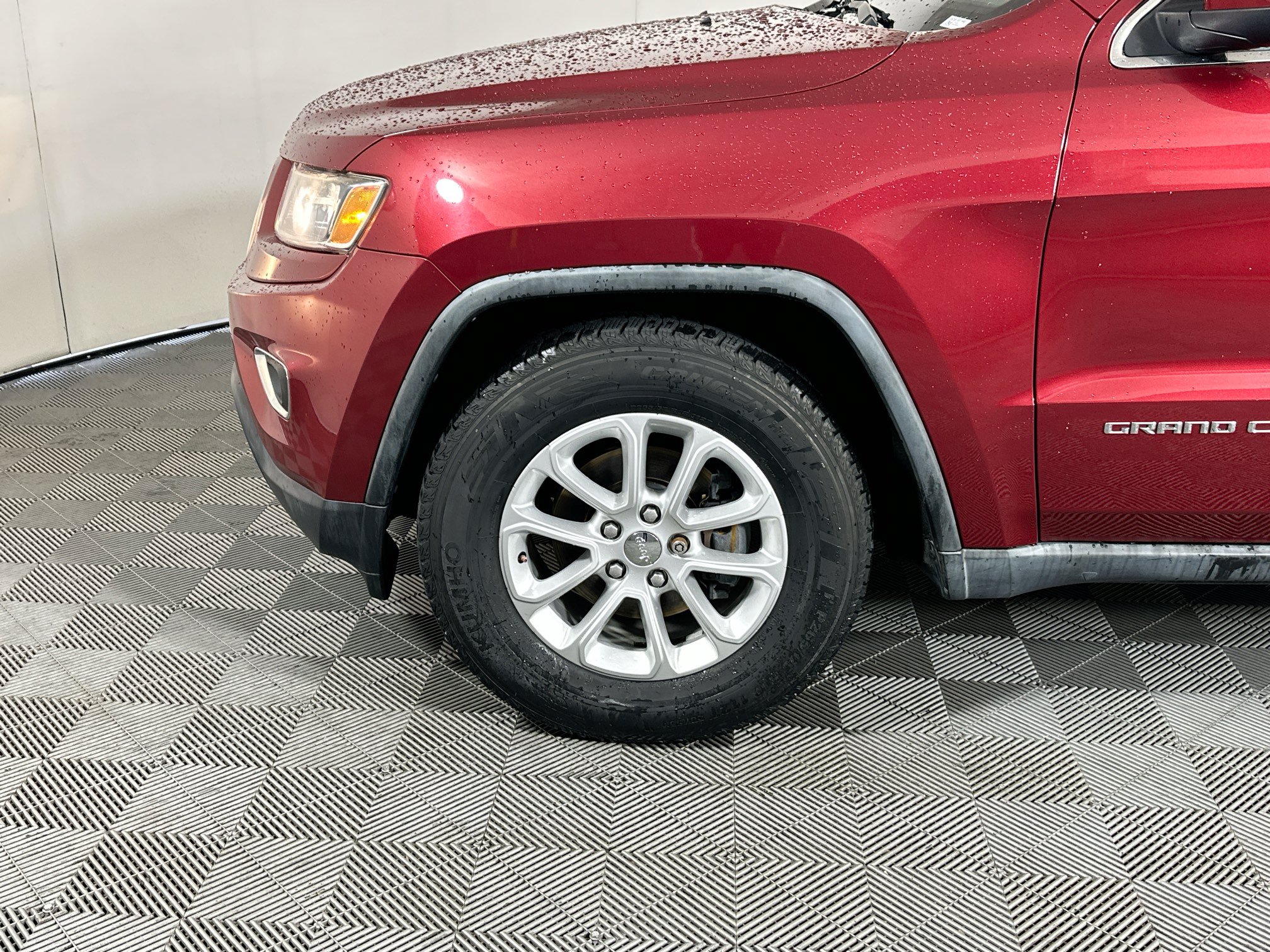 Used 2014 Jeep Grand Cherokee Laredo w/ Security & Convenience Group RWD image 11