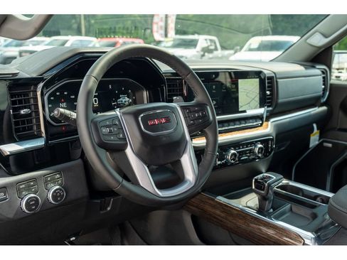 New 2026 GMC Sierra 1500 Elevation w/ Elevation Premium Package AWD/4WD image 11