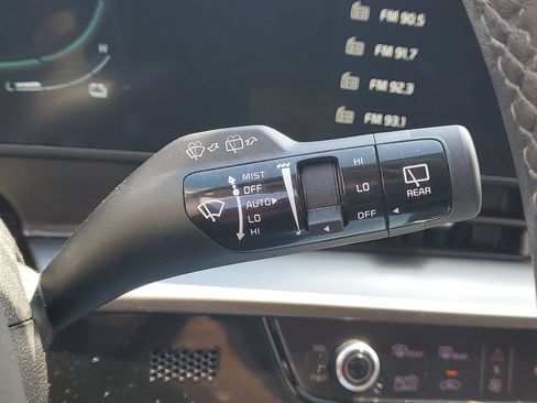 Used 2024 Kia Sportage EX AWD/4WD image 21