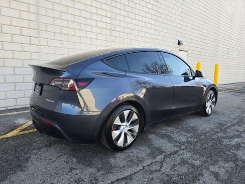 Used 2022 Tesla Model Y Performance image 6