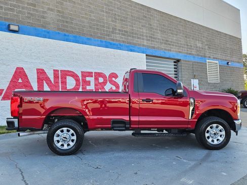Used 2023 Ford F250 XLT w/ FX4 Off-Road Package AWD/4WD image 8