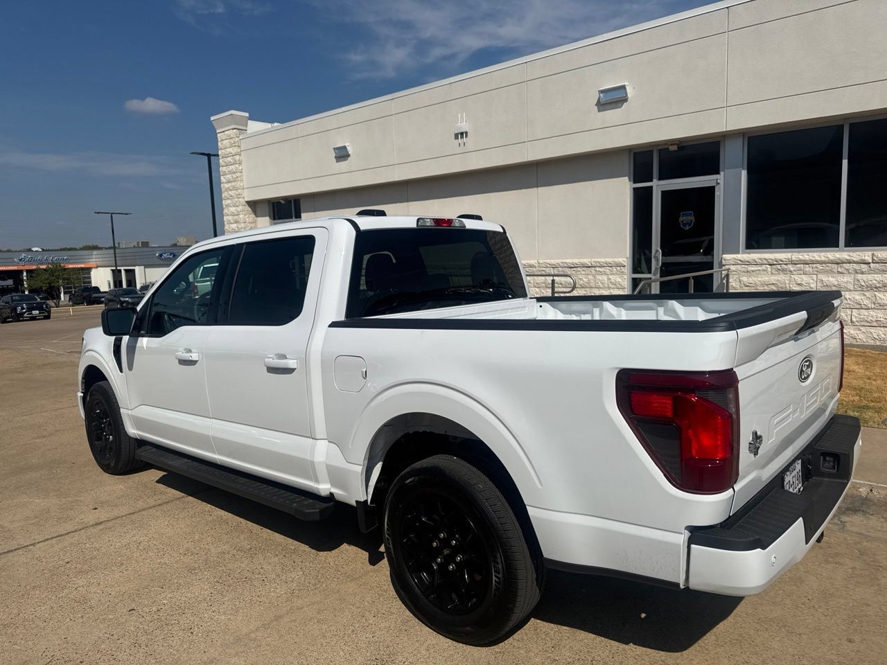Used 2026 Ford F150 XLT w/ XLT Black Appearance Package RWD image 6