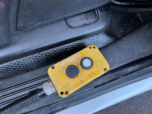 Used 2013 Chevrolet Silverado 3500 W/T w/ Snow Plow Prep Package image 12