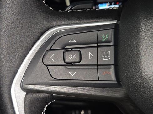 New 2025 Jeep Grand Cherokee Laredo image 26