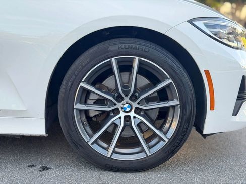 Used 2019 BMW 330i 330i Sedan 4D w/ Convenience Package image 11