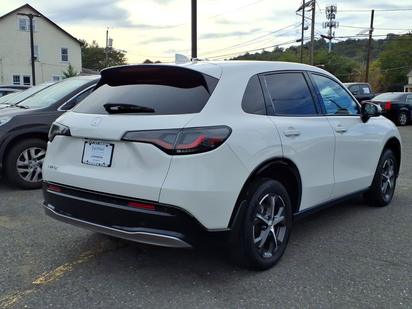 Certified 2024 Honda HR-V EX-L image 6