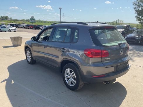 Used 2016 Volkswagen Tiguan S FWD image 6