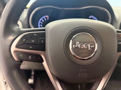 Certified 2022 Jeep Grand Cherokee Limited AWD/4WD image 26