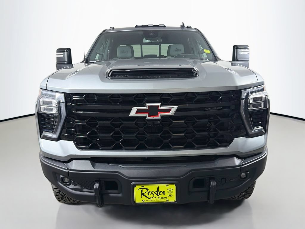 Used 2024 Chevrolet Silverado 2500 ZR2 w/ ZR2 Bison Edition AWD/4WD image 2