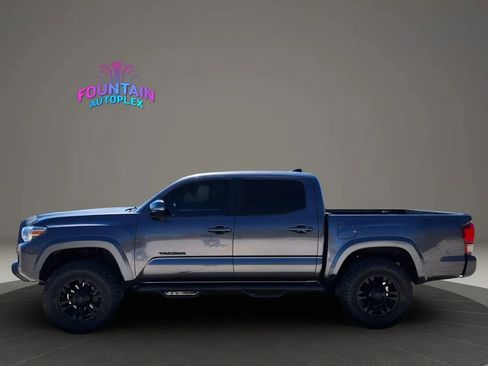 Used 2016 Toyota Tacoma TRD Sport w/ Towing Package image 2